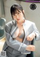 Yuki Yomichi 夜道雪, Monthly Shonen Champion 2021.11 (月刊少年チャンピオン 2021年11月号) P9 No.73a741 Image No. 3